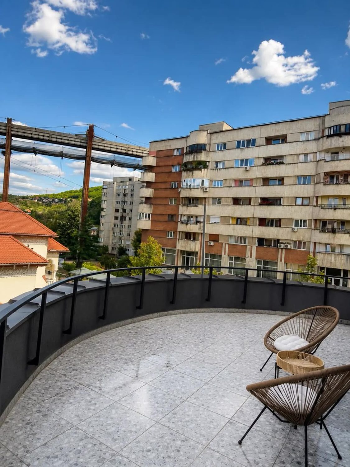 Boutique Central Suite 701 — imaginea 3