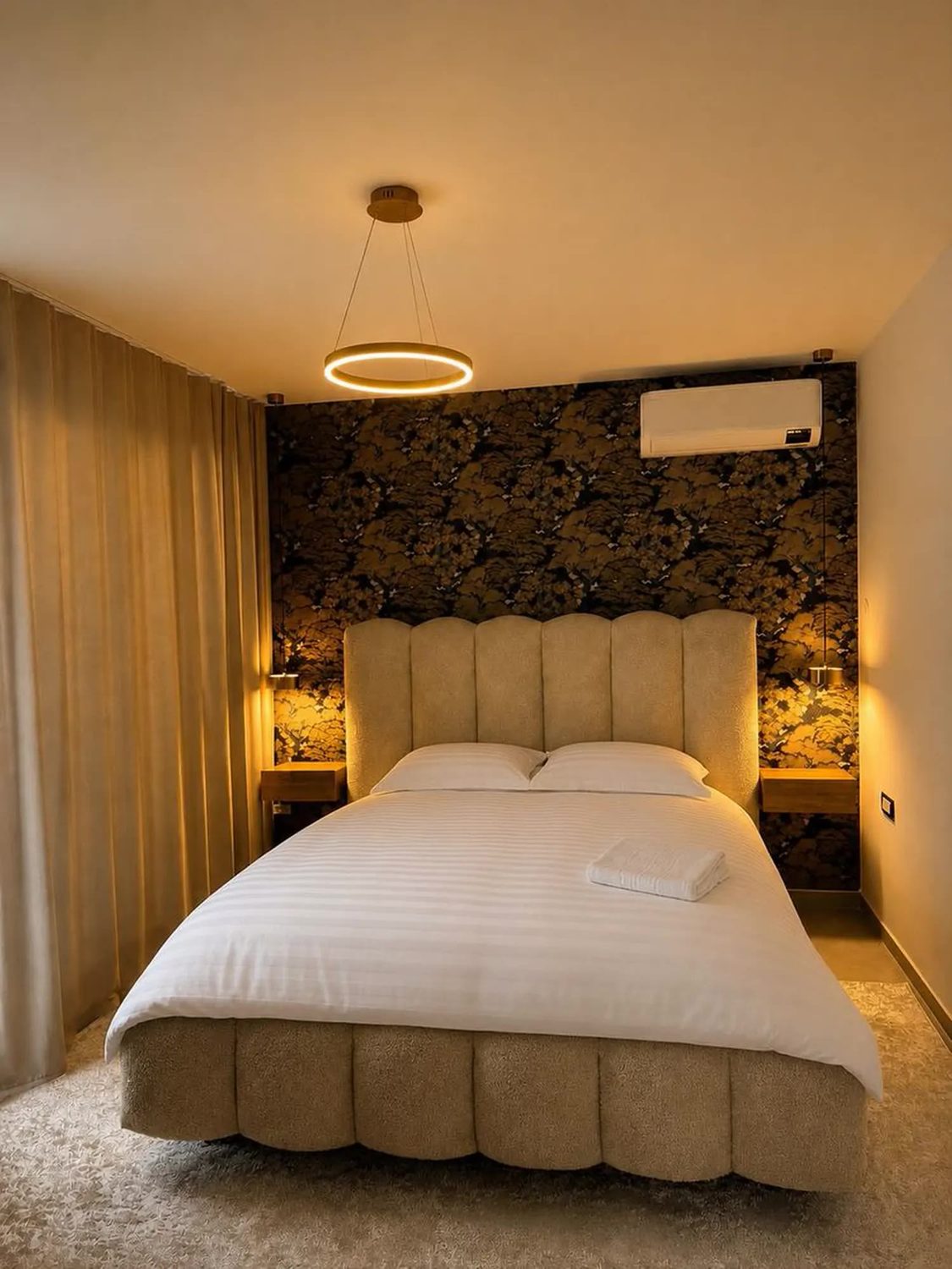 Boutique Central Suite 701 — imaginea 5