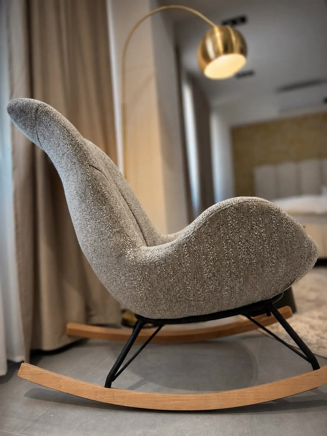 Boutique Studio 704 — imaginea 2
